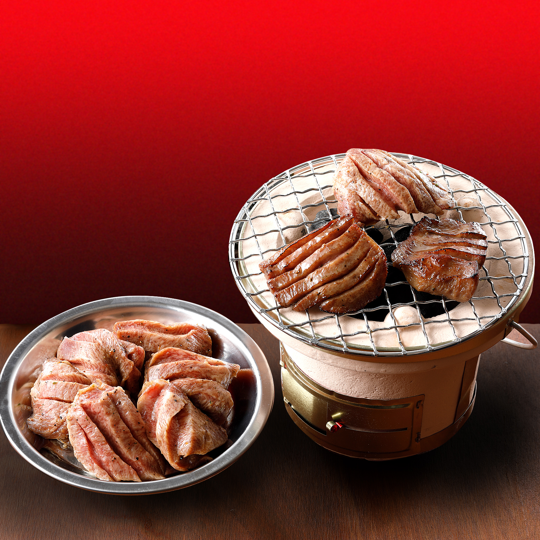焼肉ヒロミヤ＋　名物味付き上牛タン100g×3個【冷凍】